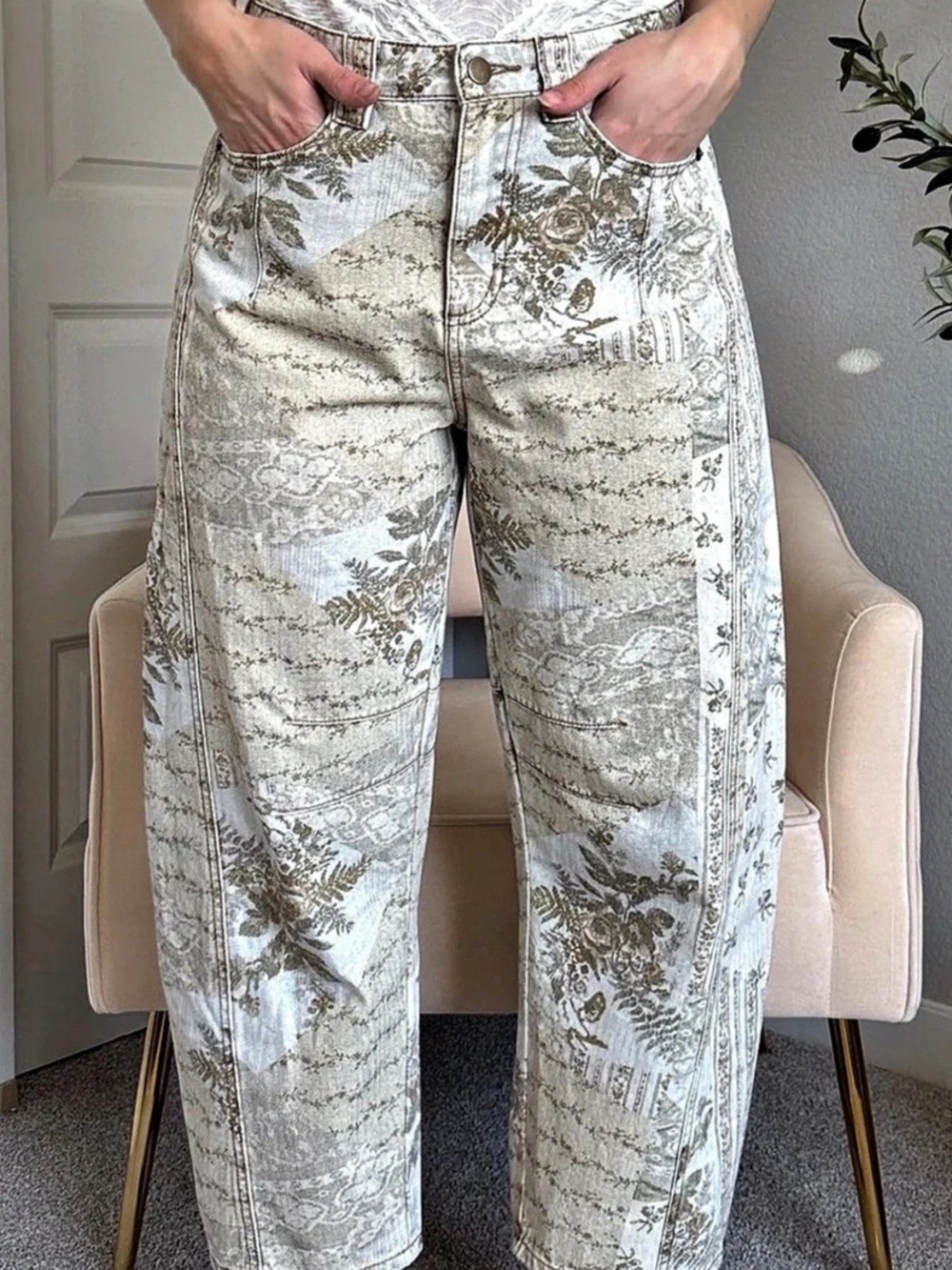 Miou Muse Dorothy Printed Barrel Jeans Floral Straight-Leg Jeans